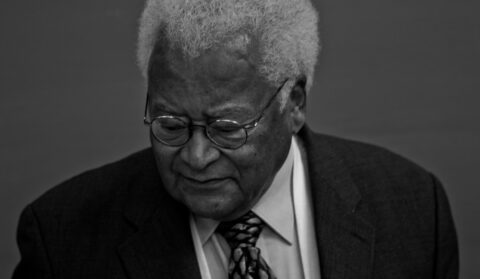 Morre James Lawson, ícone da luta por direitos civis nos EUA e companheiro de Martin Luther King