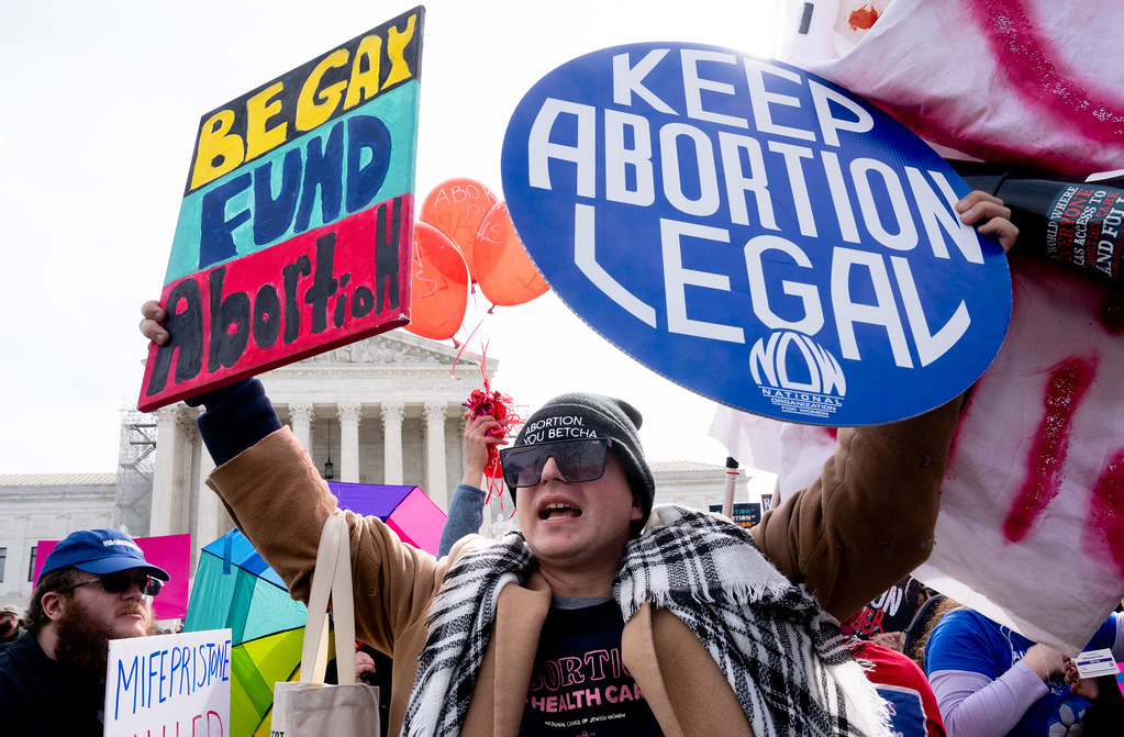 Da Corte às urnas: o tema do aborto nas eleições americanas